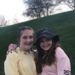 Meet your Posher, Lisha